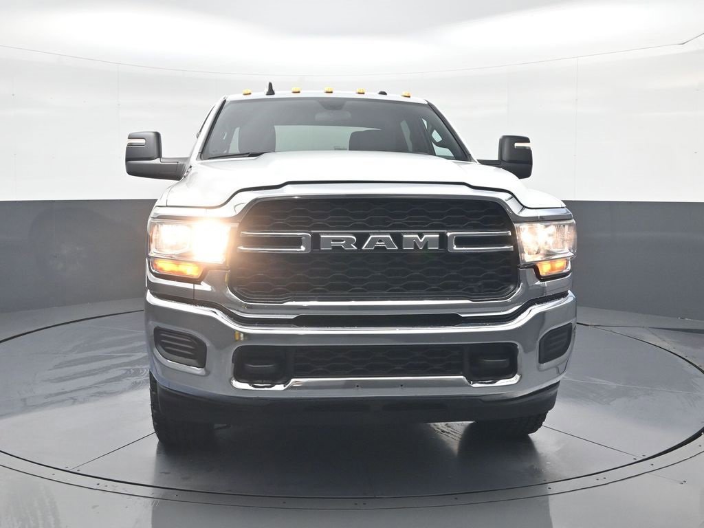 Used 2024 RAM 3500 Tradesman w/ Chrome Appearance Group image 2