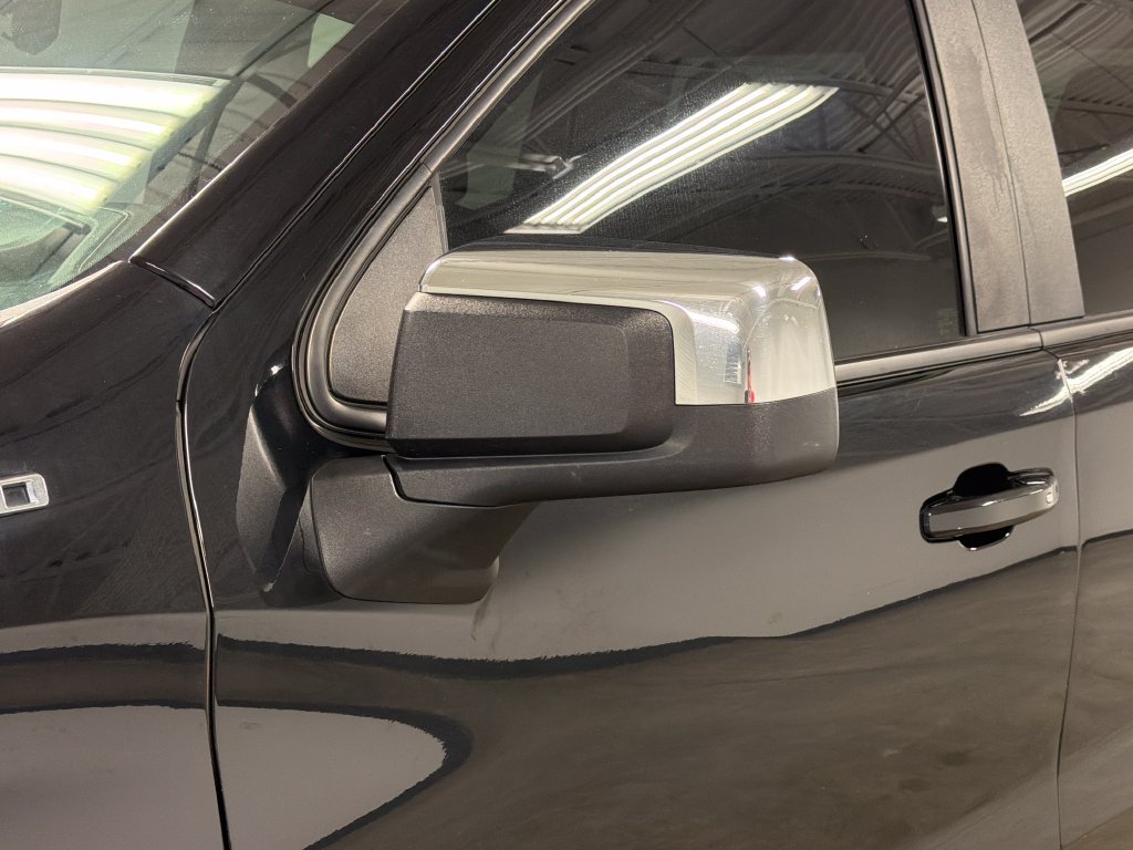 Used 2023 Chevrolet Silverado 1500 LT w/ Protection Package AWD/4WD image 14