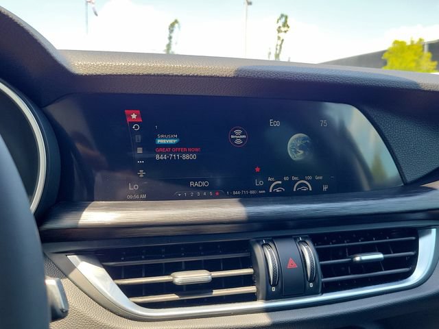 Used 2018 Alfa Romeo Stelvio AWD image 19