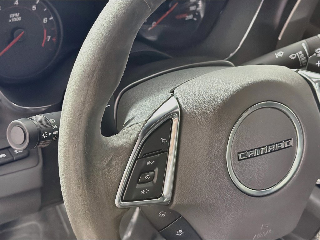 Used 2023 Chevrolet Camaro SS RWD image 10