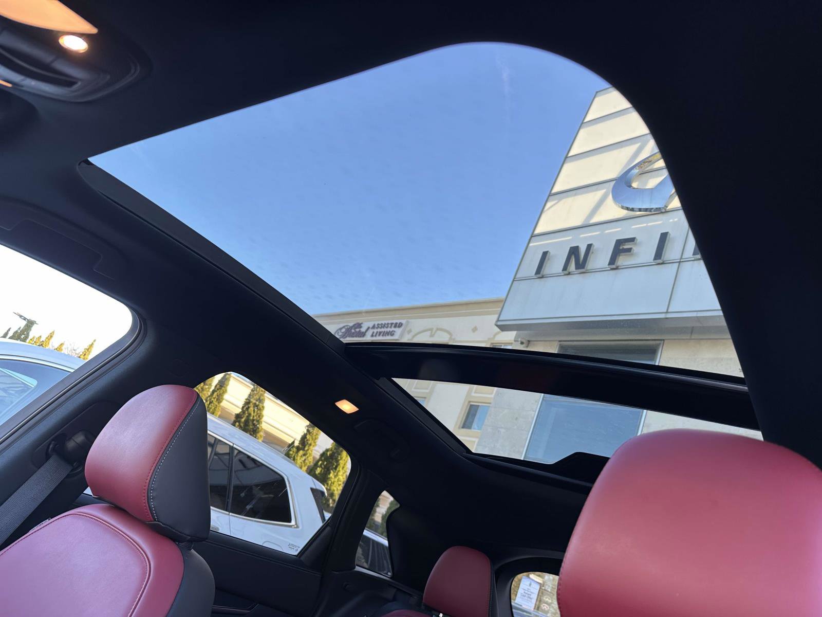 Used 2025 INFINITI QX50 Sport image 20