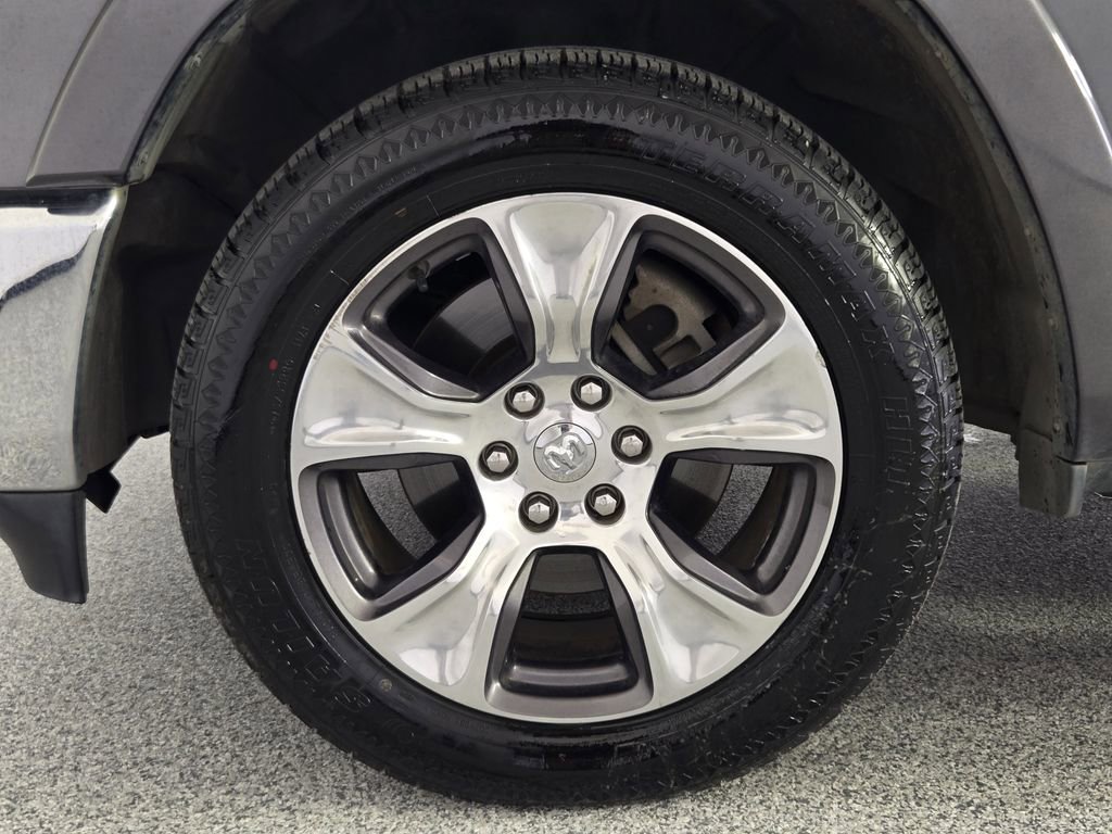 Used 2019 RAM 1500 Laramie image 12