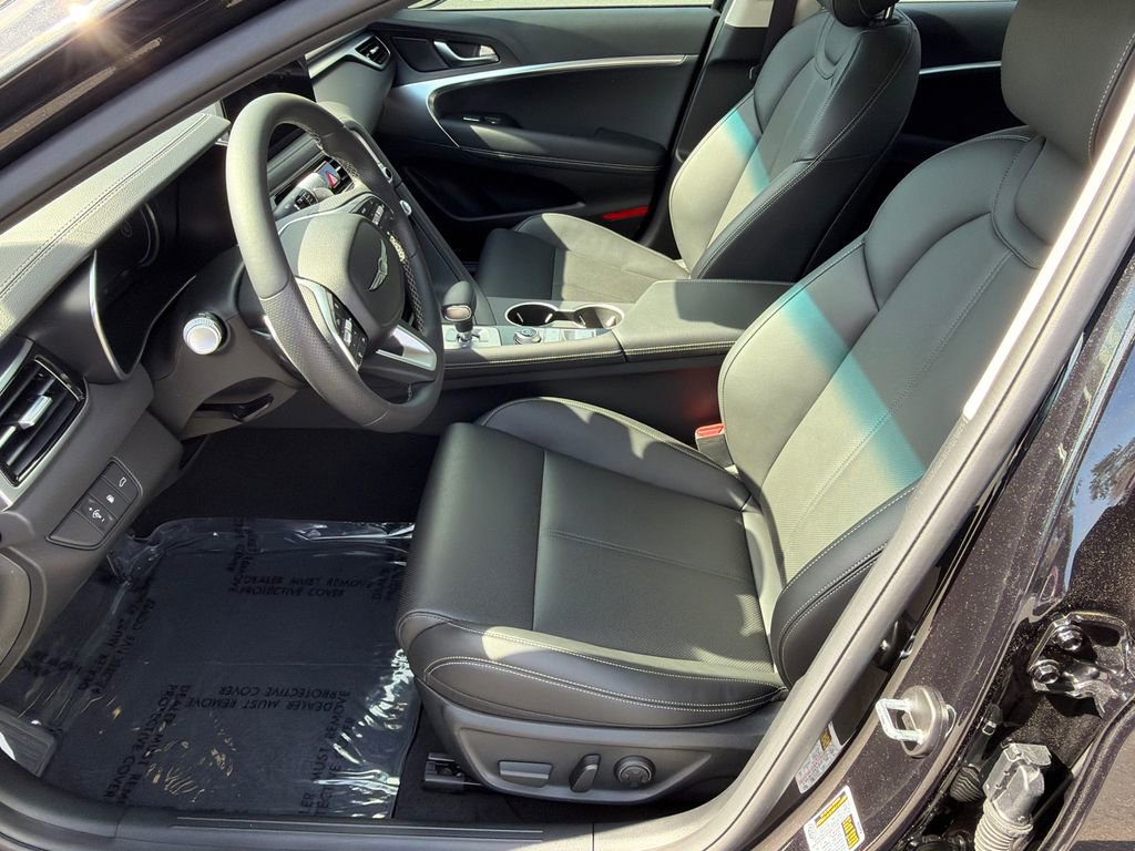 Used 2026 Genesis G70 2.5T image 9