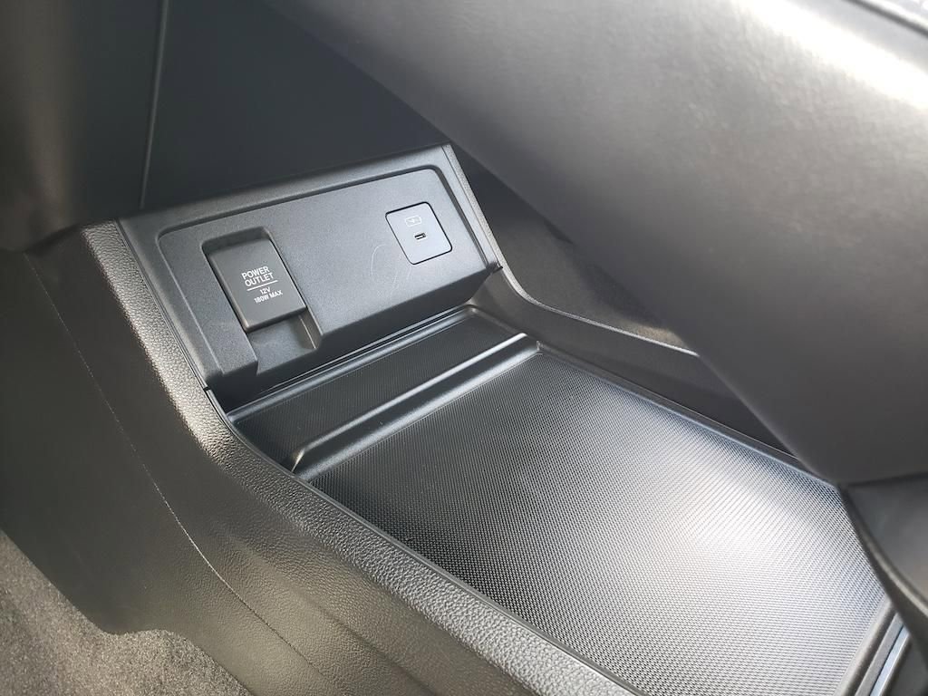 Certified 2025 Acura RDX w/ Technology Package image 32