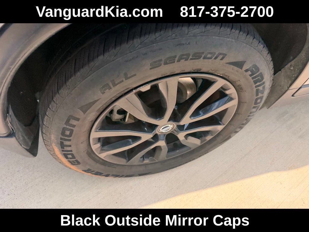 Used 2018 Nissan Rogue SV FWD image 10