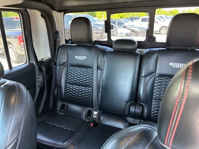 Used 2021 Jeep Gladiator Rubicon w/ Cold Weather Group AWD/4WD image 5