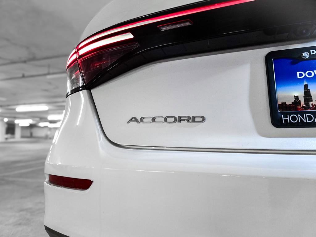 Used 2023 Honda Accord EX image 9