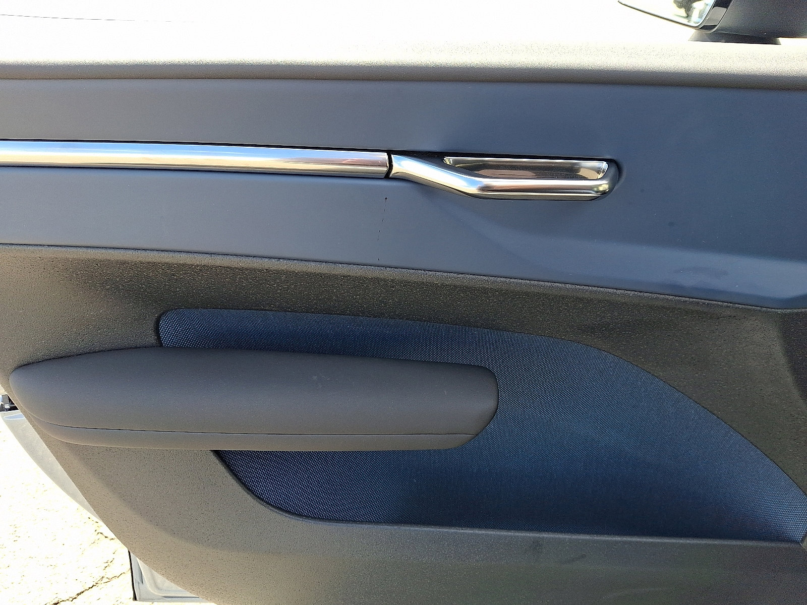 Used 2025 Volvo EX30 Ultra w/ Climate Package image 13