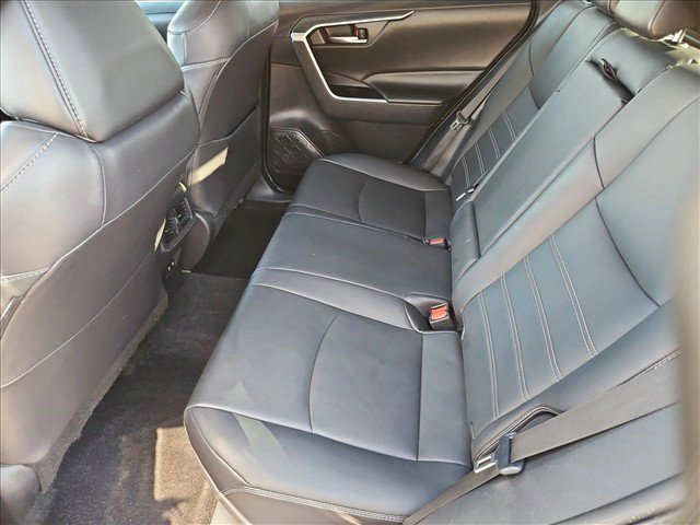 Used 2021 Toyota RAV4 XLE Premium FWD image 26