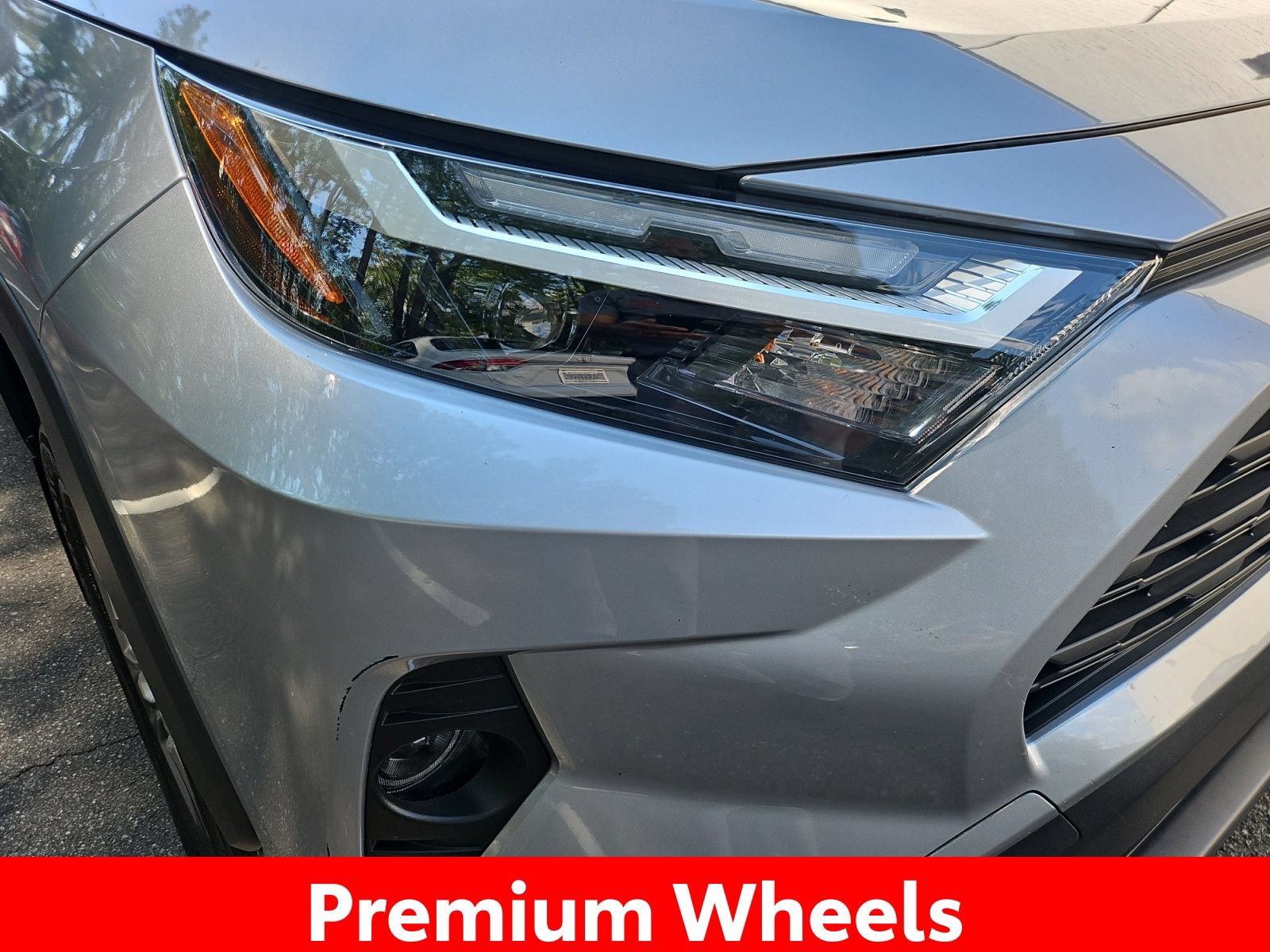 Used 2024 Toyota RAV4 XLE w/ Convenience Package AWD/4WD image 13