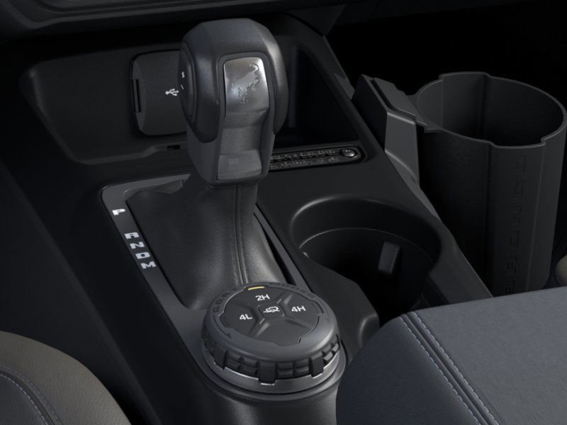 Used 2025 Ford Bronco Outer Banks AWD/4WD image 42