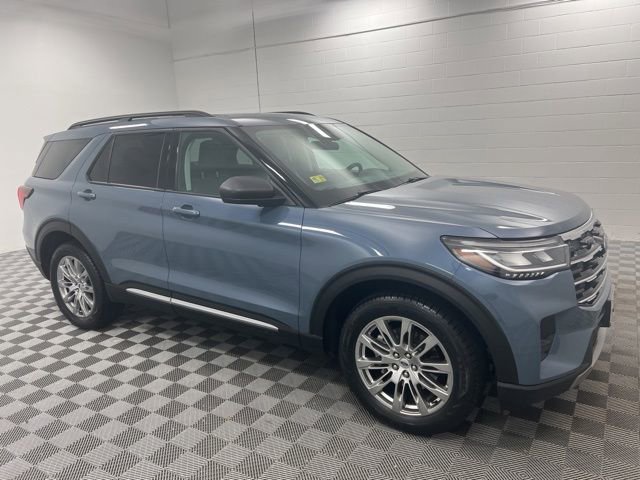 Used 2025 Ford Explorer Active w/ Active Comfort Package AWD/4WD image 4