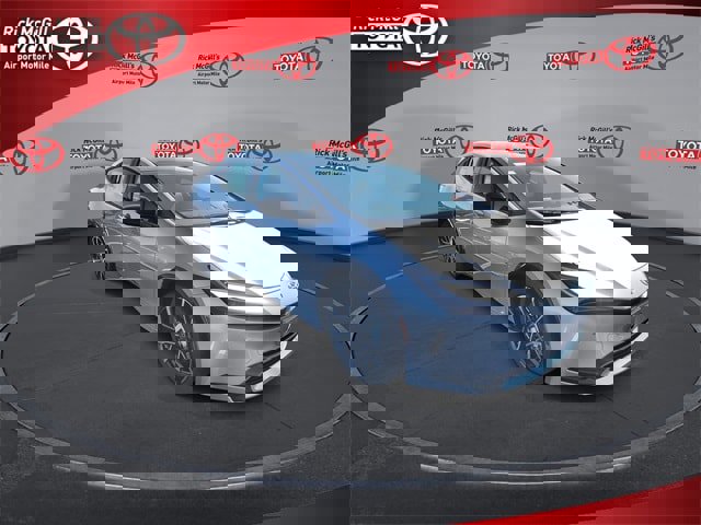 New 2026 Toyota Prius Plug-In Hybrid image 2