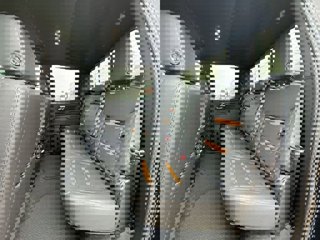 Certified 2024 GMC Sierra 1500 AT4 w/ Technology Package image 27