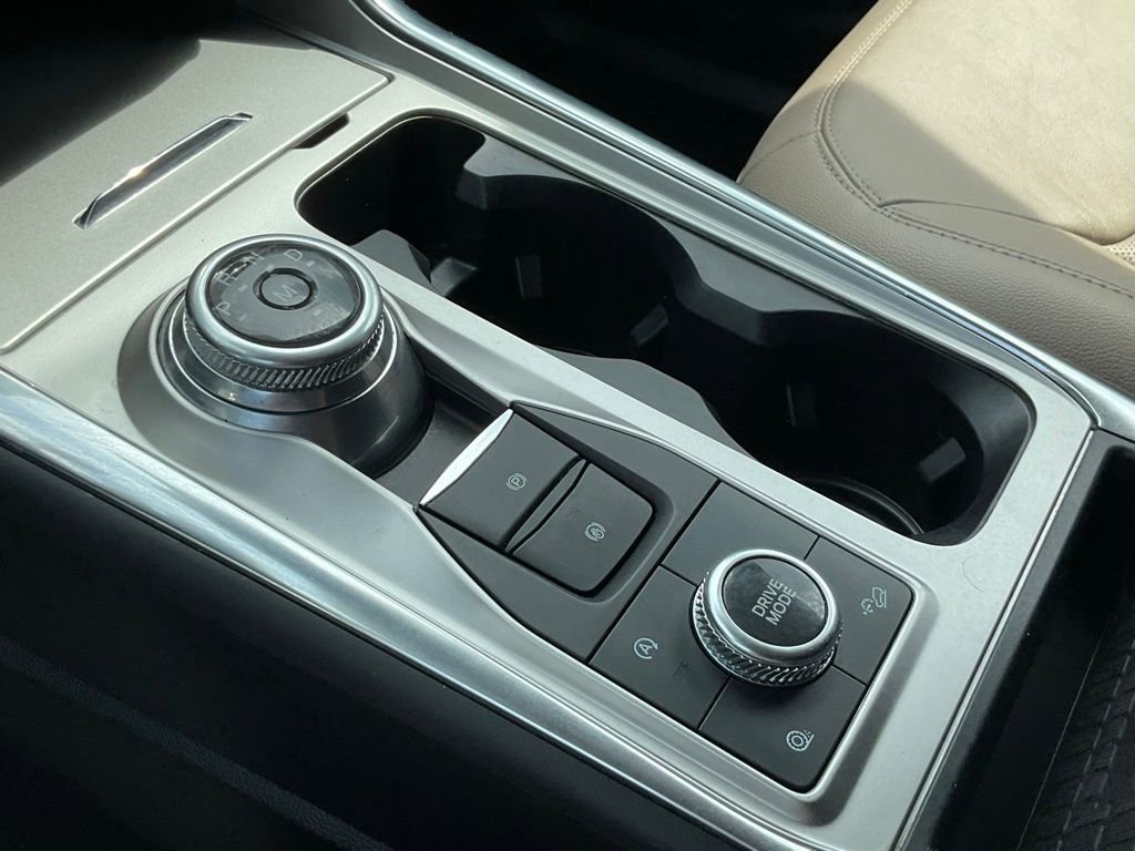 Used 2020 Ford Explorer Limited image 10