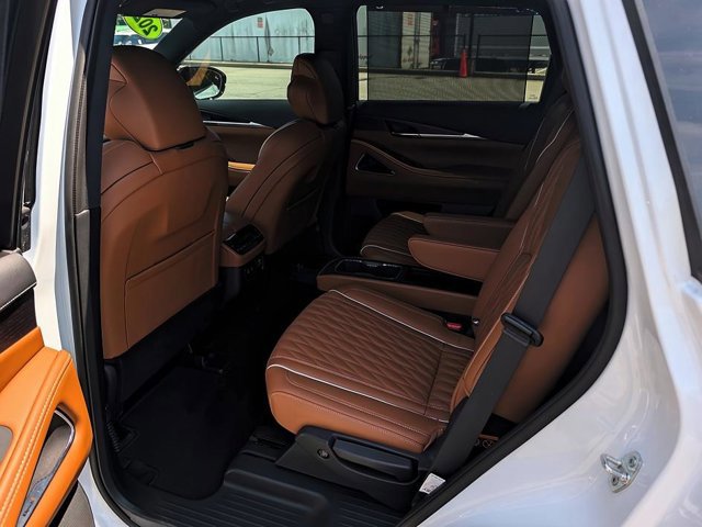 Certified 2026 INFINITI QX60 Autograph w/ Dark Cargo Package AWD/4WD image 9