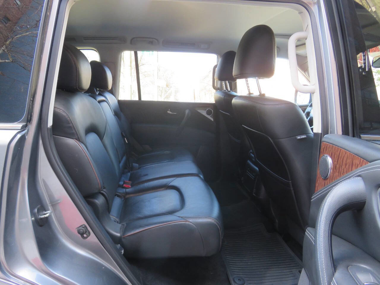 Used 2020 Nissan Armada SL w/ Premium Package image 22