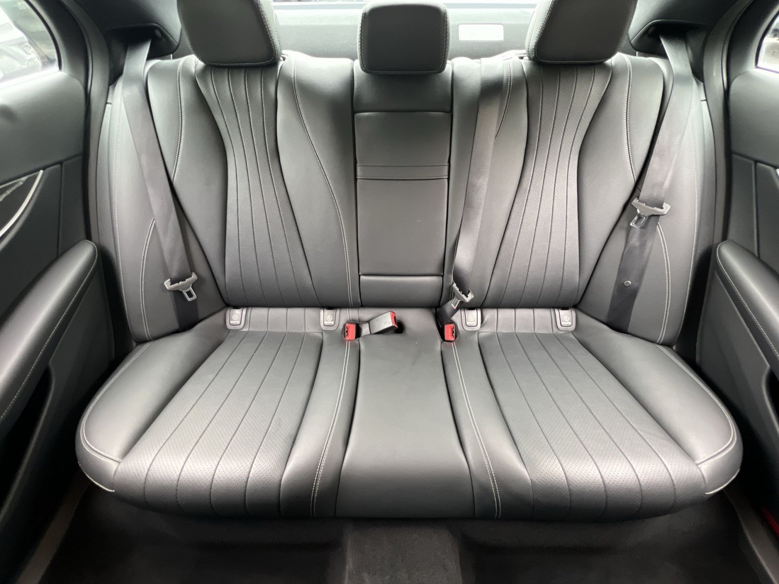 Used 2021 Mercedes-Benz E 350 4MATIC Sedan image 15