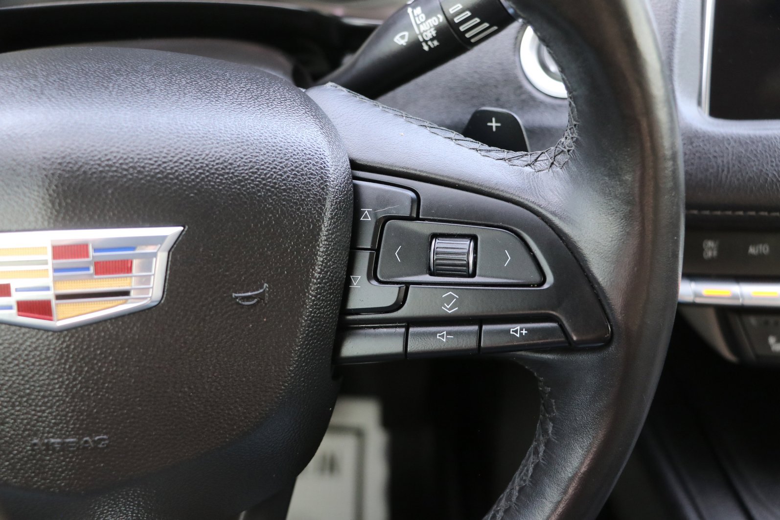 Used 2019 Cadillac XT4 Premium Luxury w/ Driver Assist Package FWD image 19