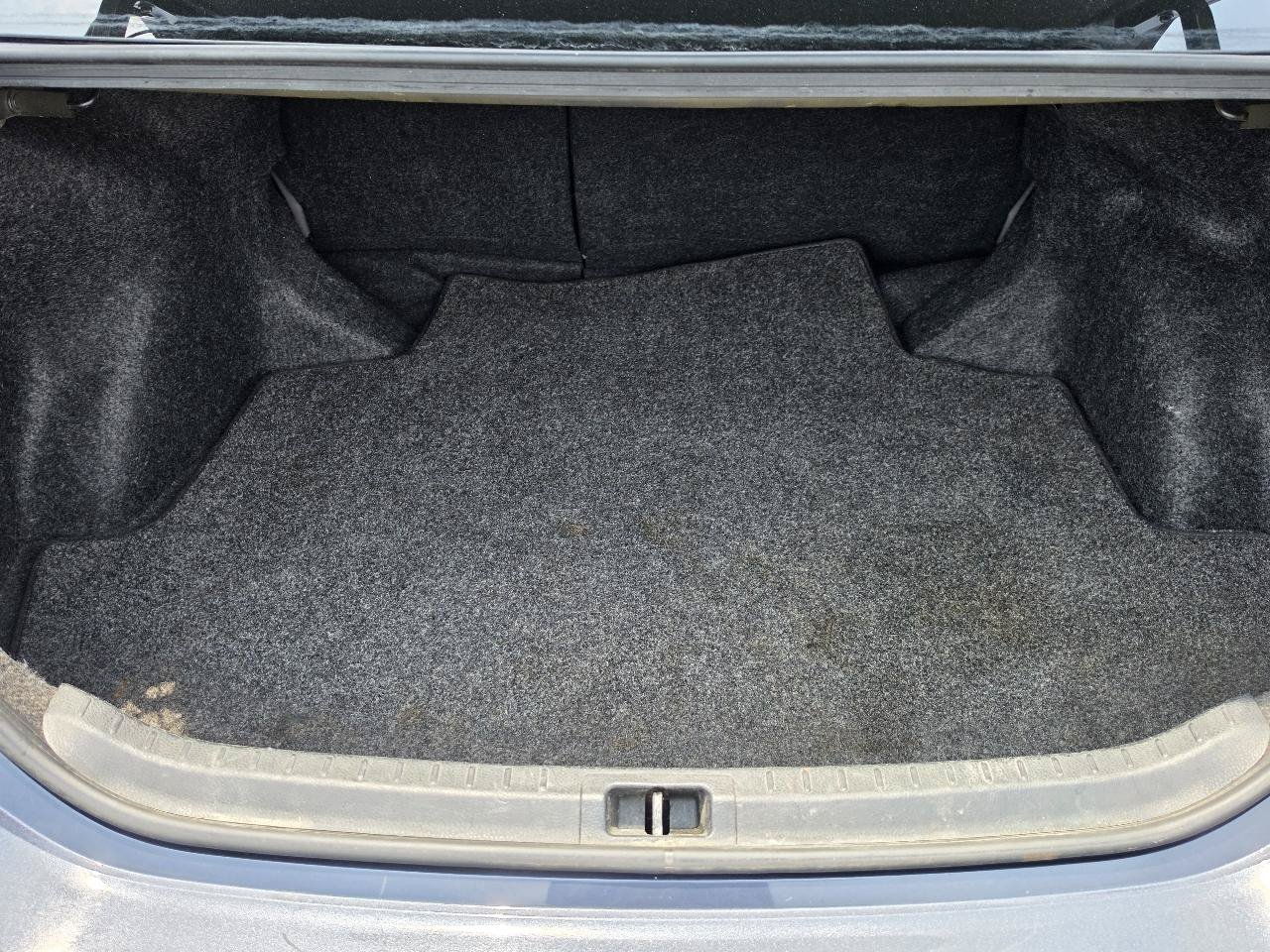 Used 2016 Toyota Corolla LE FWD image 6