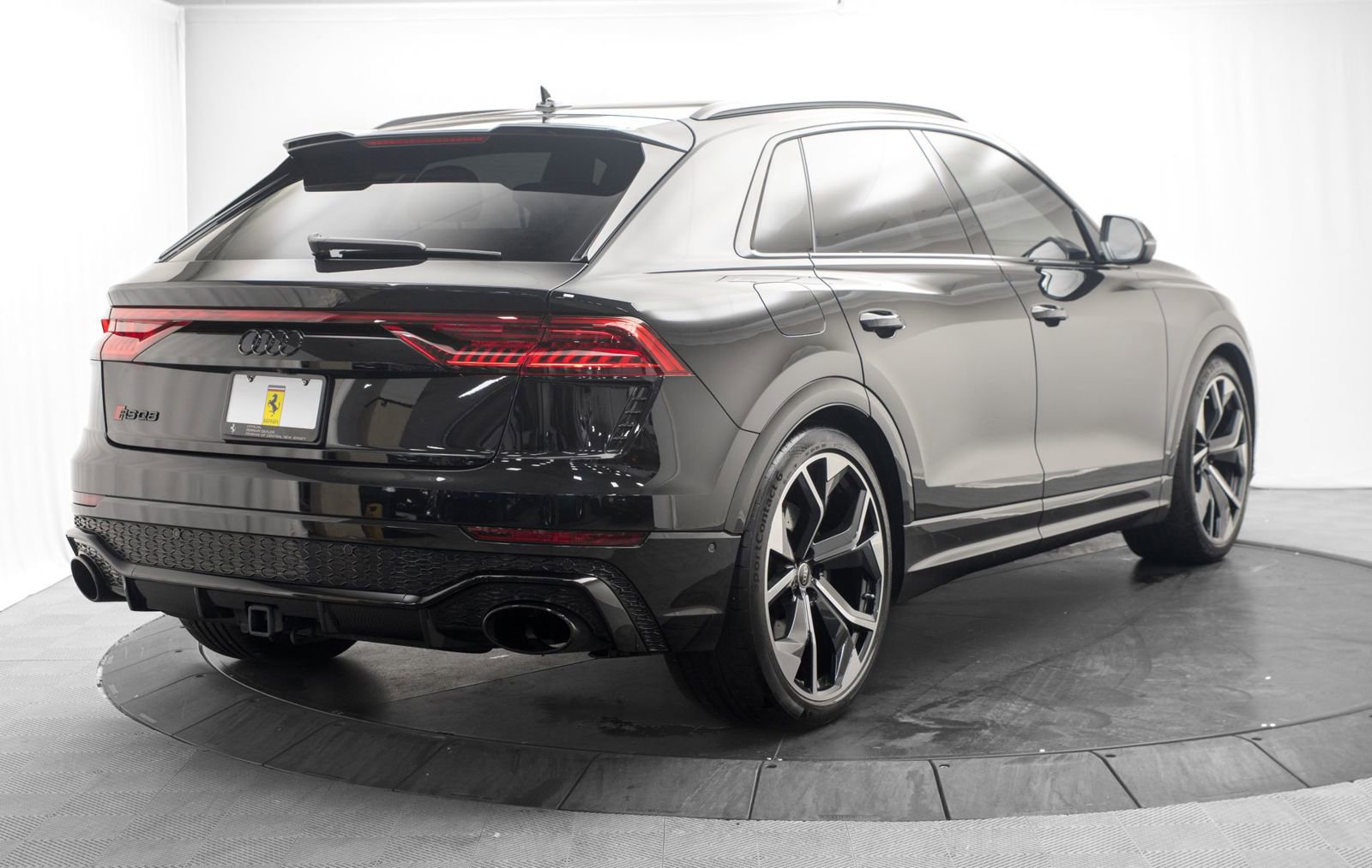 Used 2024 Audi RS Q8 AWD/4WD image 3