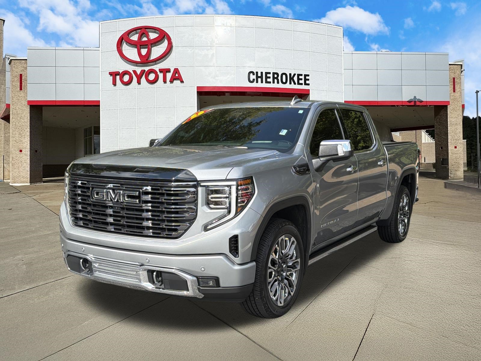 Used 2025 GMC Sierra 1500 Denali Ultimate AWD/4WD image 1