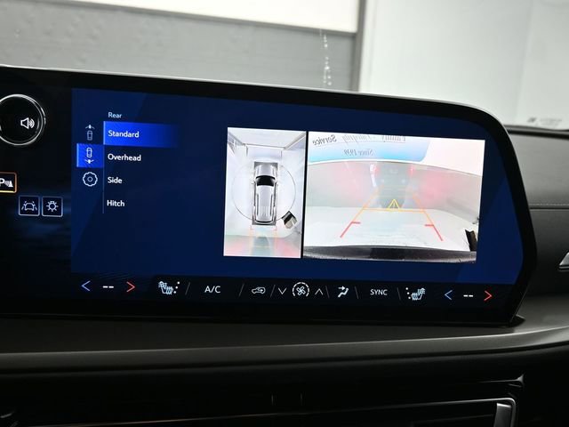New 2026 Chevrolet Traverse LT w/ Enhanced Driving Package FWD image 19
