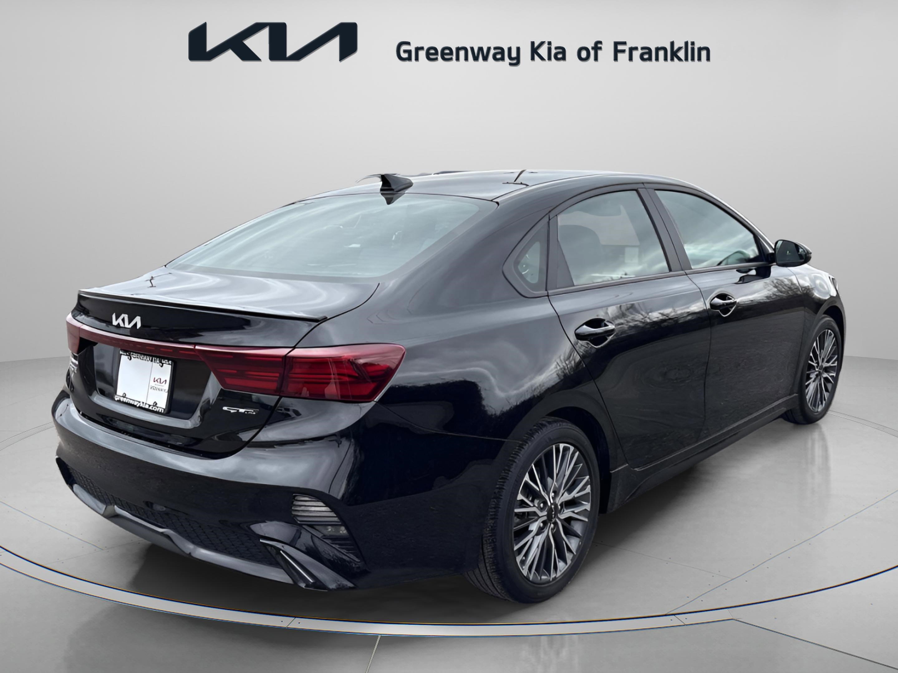 Used 2023 Kia Forte GT-Line w/ GT-Line Premium Package image 7
