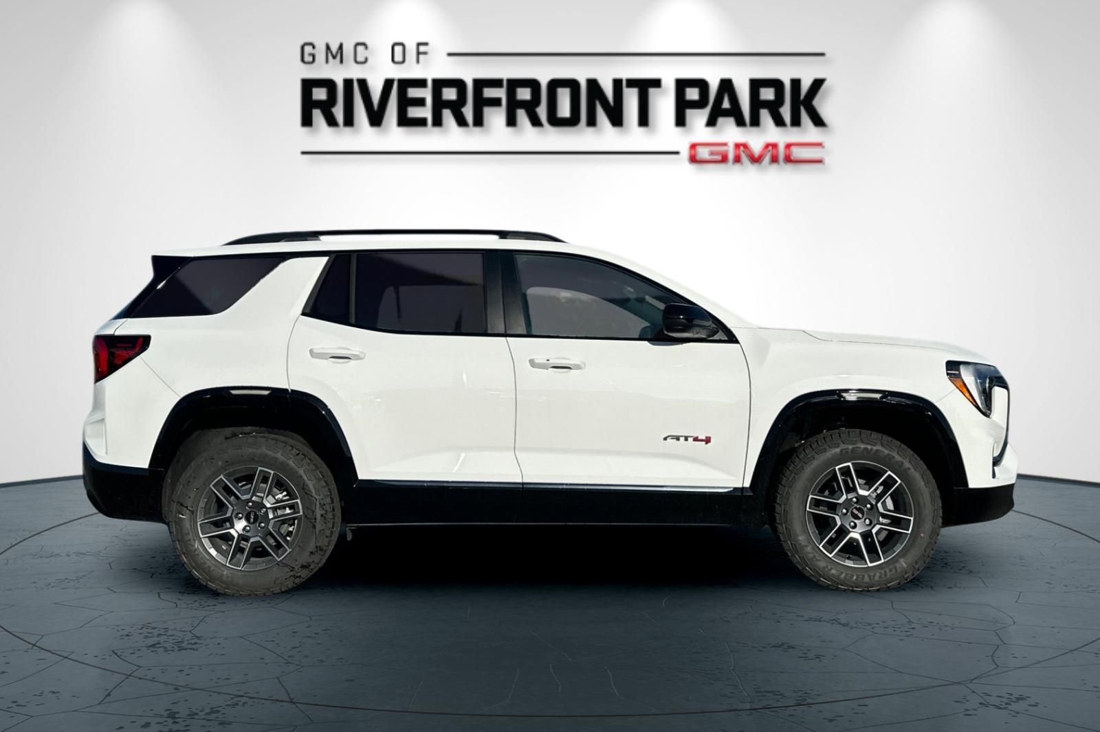 New 2026 GMC Terrain AT4 w/ LPO, Floor Liner Package AWD/4WD image 2