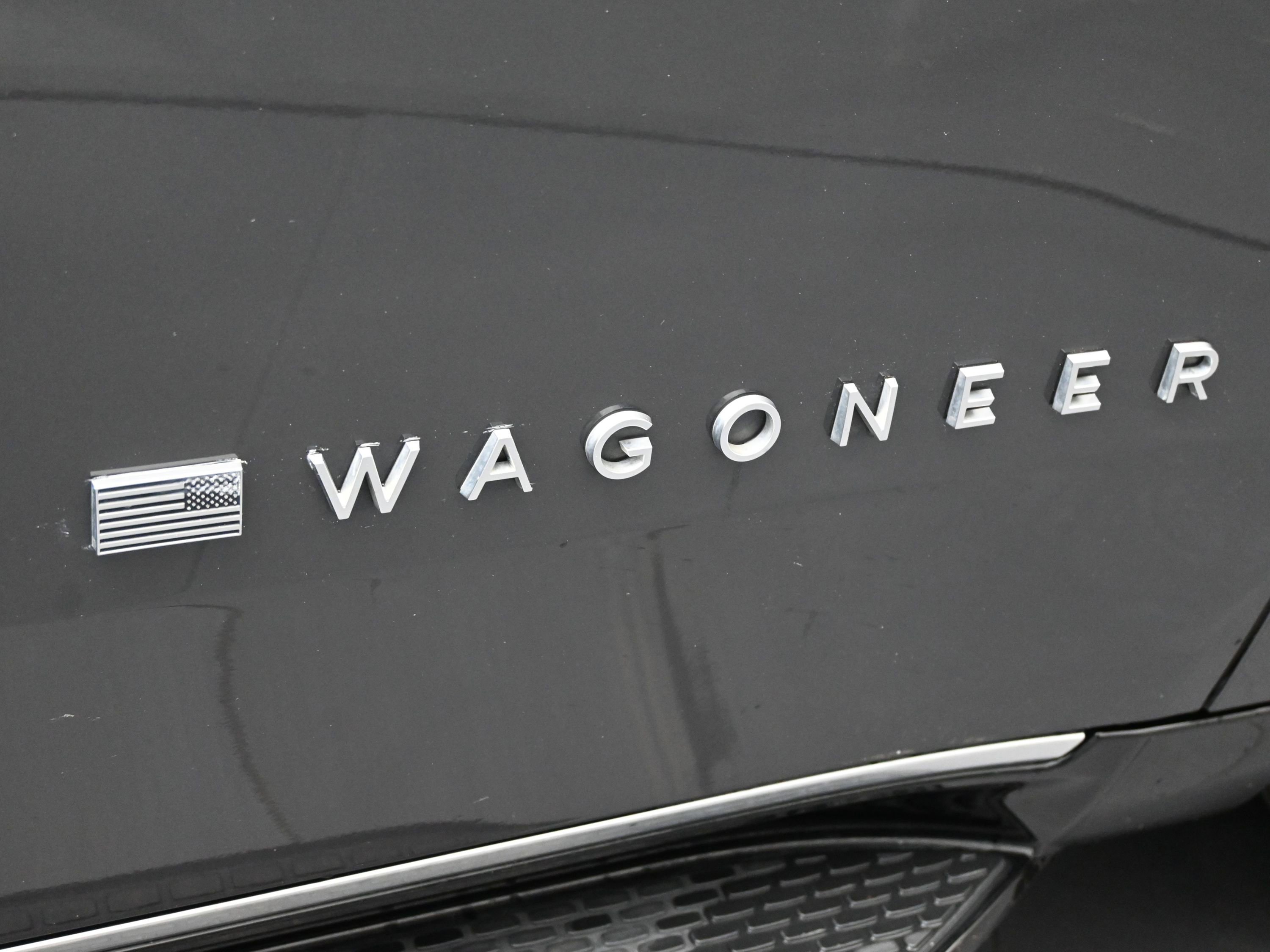 Used 2024 Jeep Wagoneer 2WD image 9