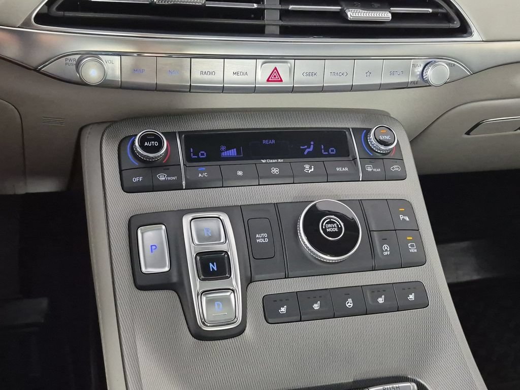 Used 2022 Hyundai Palisade Limited FWD image 27