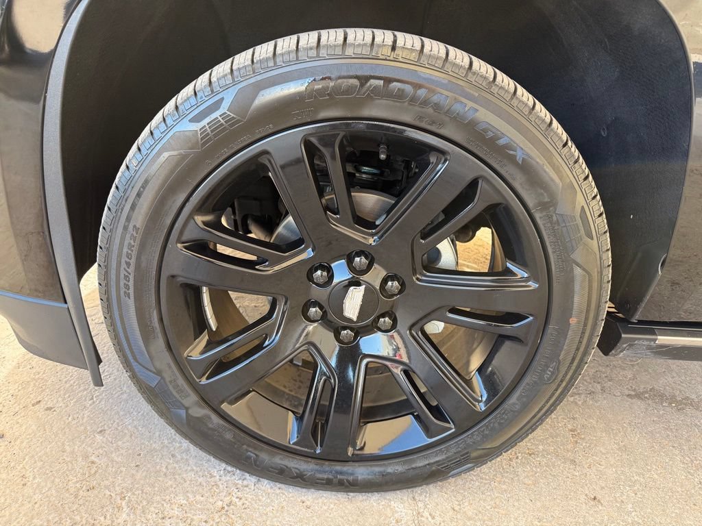 Used 2018 Cadillac Escalade Platinum AWD/4WD image 11