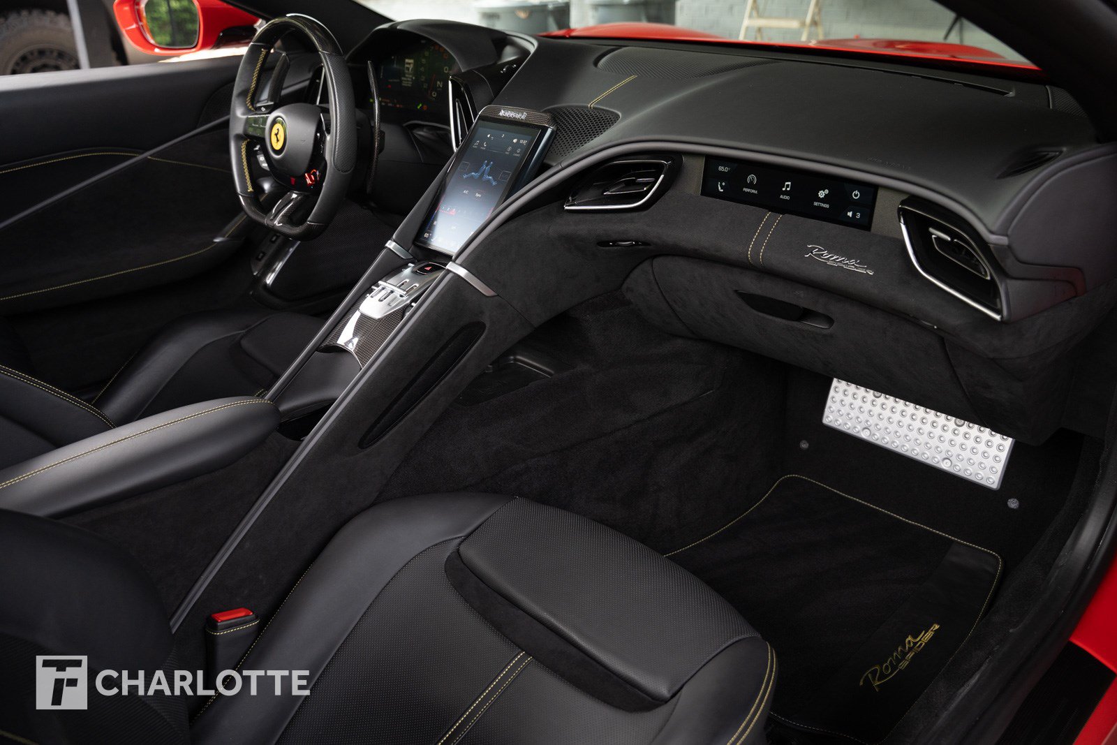 Used 2024 Ferrari Roma Spider RWD image 37
