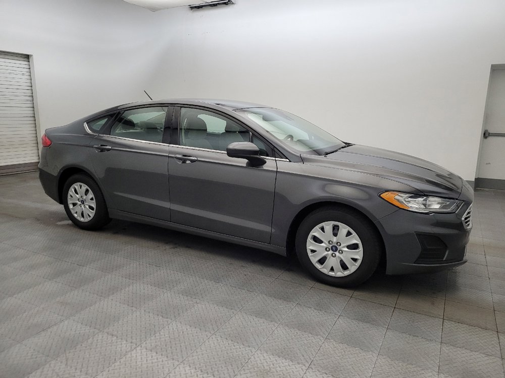 Used 2019 Ford Fusion S FWD image 11