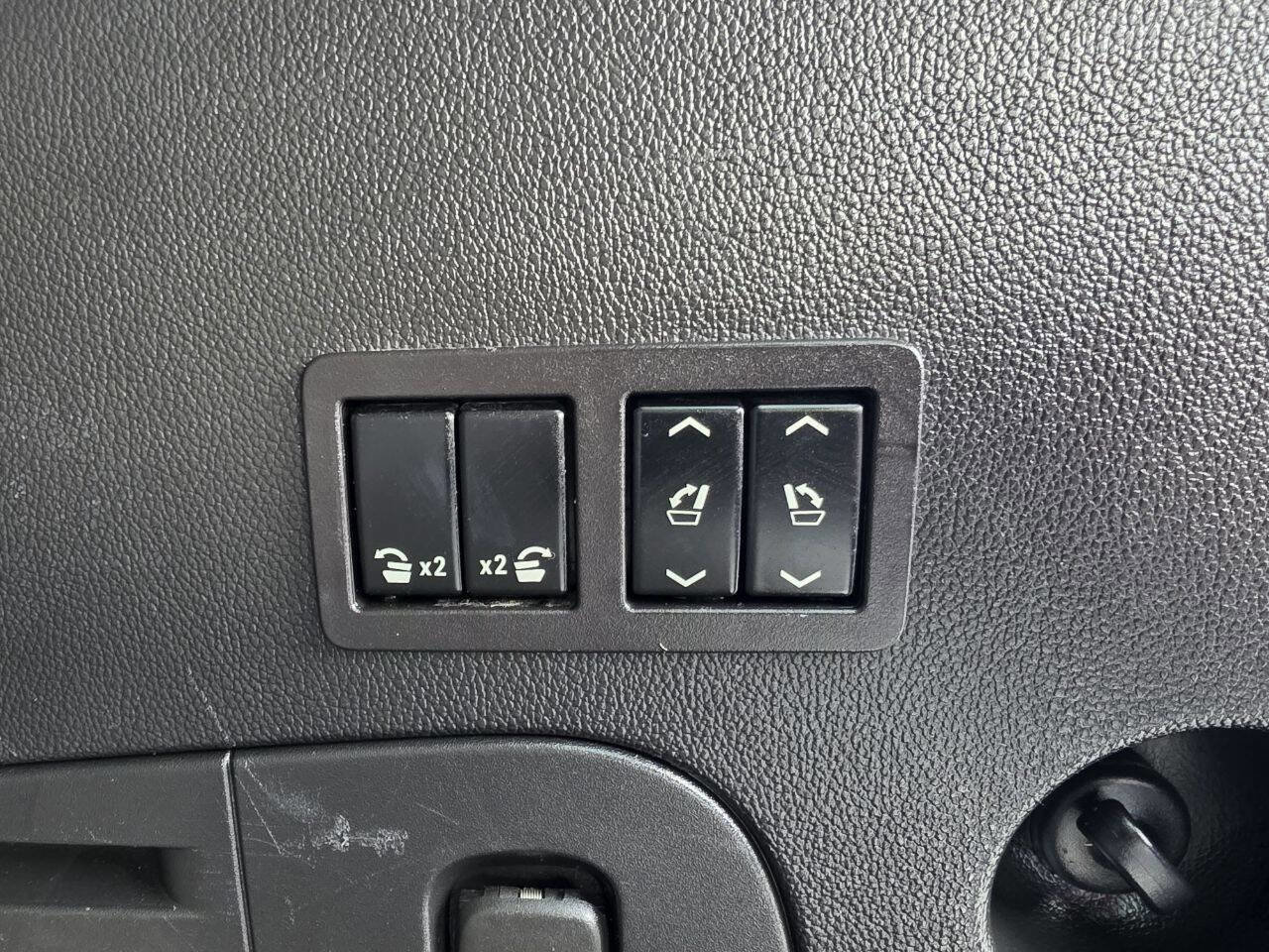 Used 2019 GMC Yukon Denali w/ Open Road Package image 13