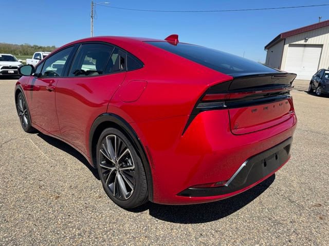 Used 2024 Toyota Prius XLE AWD/4WD image 14