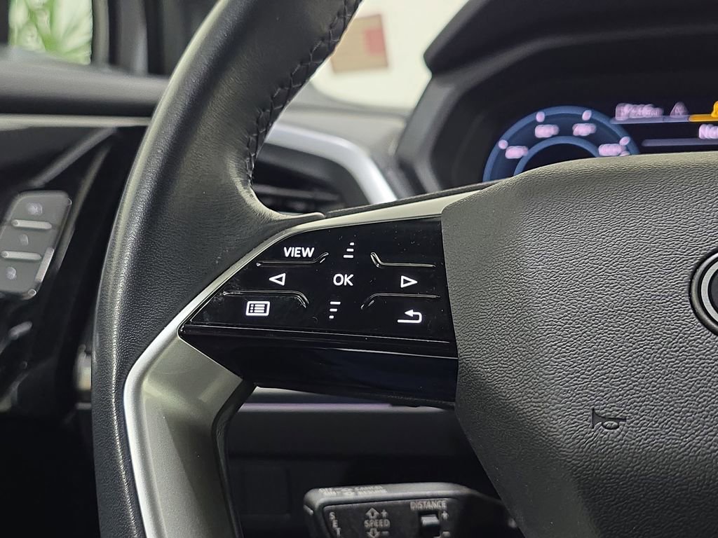 Used 2024 Audi Q4 e-tron Premium w/ Convenience Package image 18