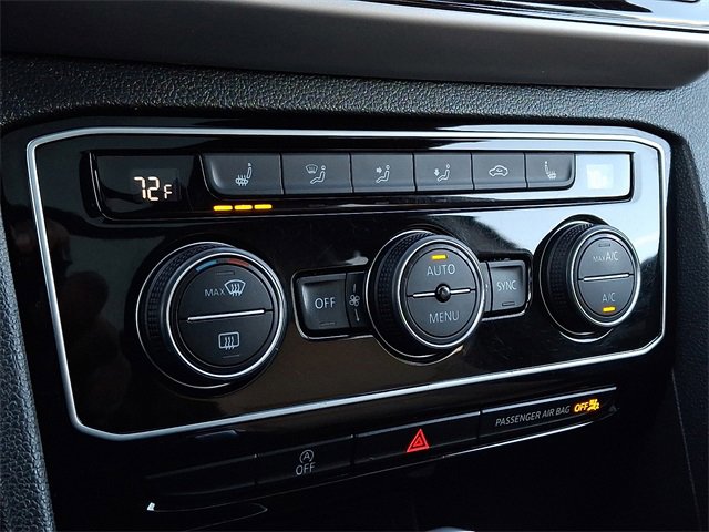 Certified 2022 Volkswagen Atlas Cross Sport SE image 17