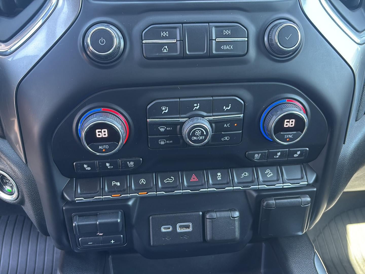 Used 2021 Chevrolet Silverado 1500 LTZ AWD/4WD image 20