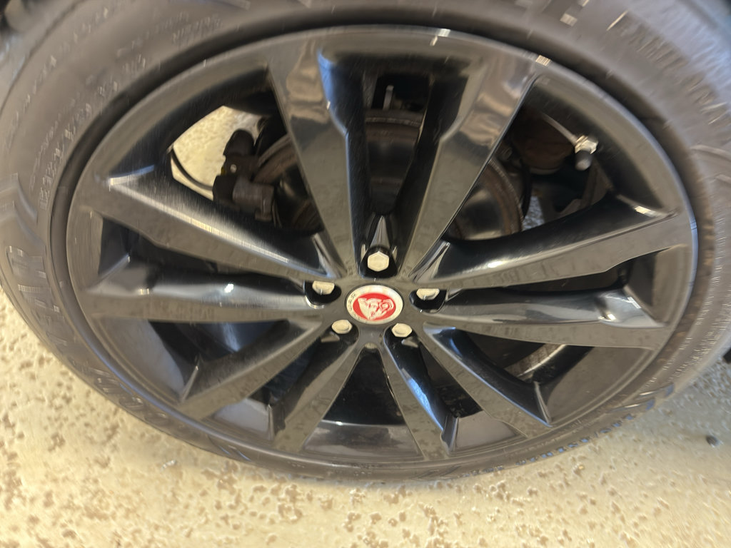 Used 2019 Jaguar E-PACE S AWD/4WD image 36