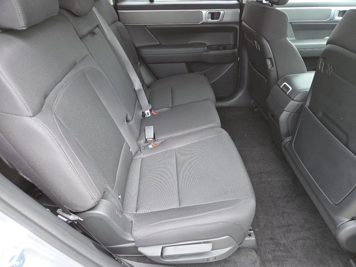 New 2027 Hyundai Santa Fe SE FWD image 22