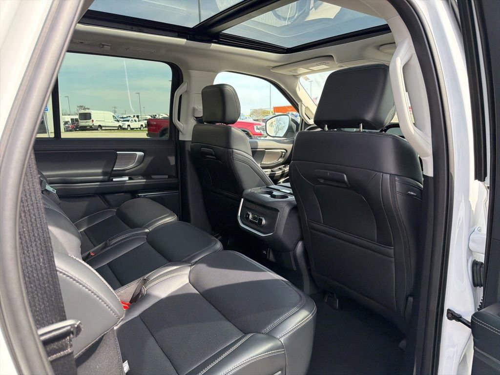 Certified 2025 Ford Expedition Max Platinum image 20