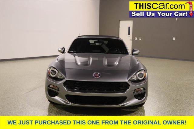 Used 2017 FIAT 124 Spider Classica RWD image 3