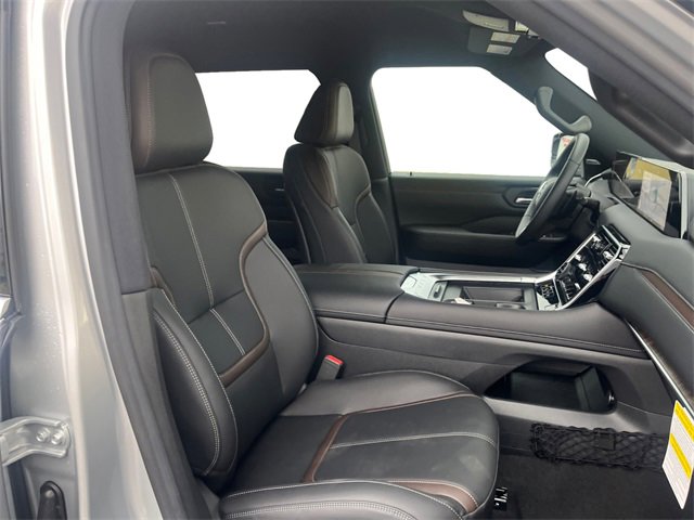 New 2026 Nissan Armada SL w/ Captain's Chari Seat Package image 13