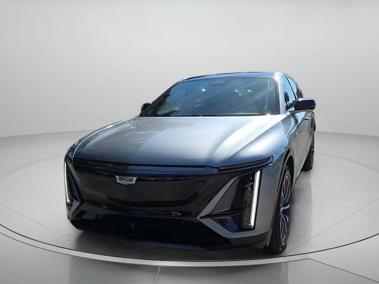 Used 2024 Cadillac Lyriq Sport image 10