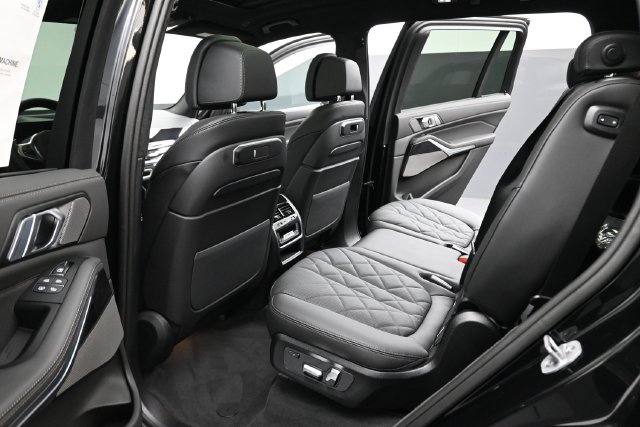 New 2027 BMW X7 xDrive40i AWD/4WD image 19