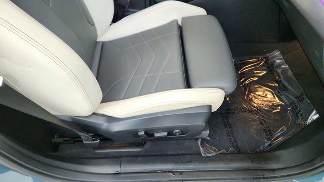 Used 2025 BMW X2 M35i image 22