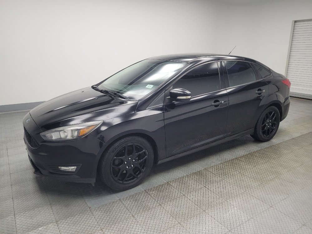 Used 2017 Ford Focus SEL FWD image 2