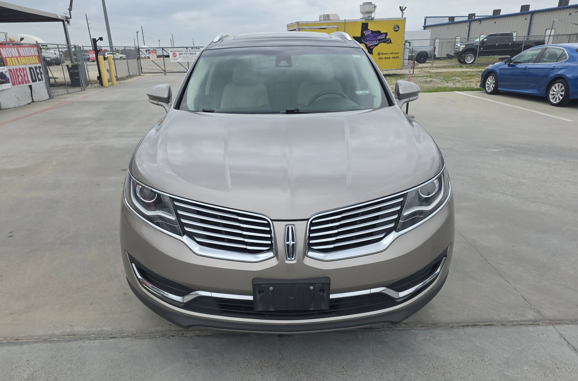 Used 2018 Lincoln MKX Reserve w/ Lincoln MKX Climate Package image 4