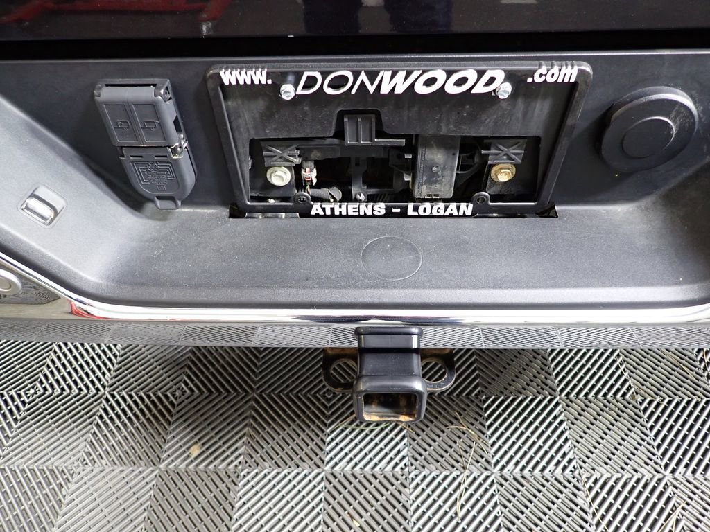 Used 2022 Chevrolet Silverado 1500 LTZ w/ LTZ Premium Package image 19